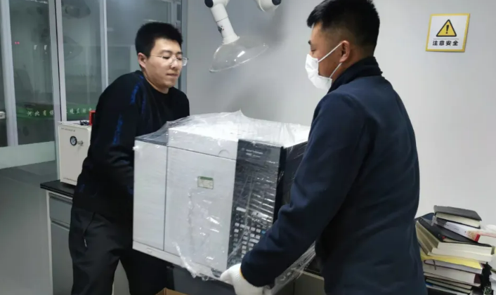 大連天億實驗室搬遷儀器安裝